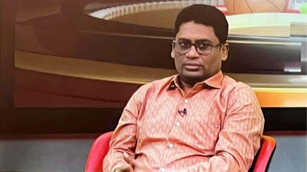 “সফলতার শিখরে মোহাম্মদ মোস্তফা কামাল: ষড়যন্ত্রের জালে এক শিক্ষা সংগ্রামী”
